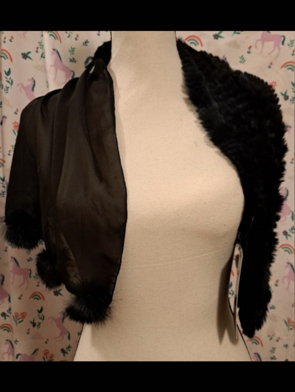NWT Dino Gaspari Navy Rabbit Fur Embellished Elegant Formal Scarf Wrap